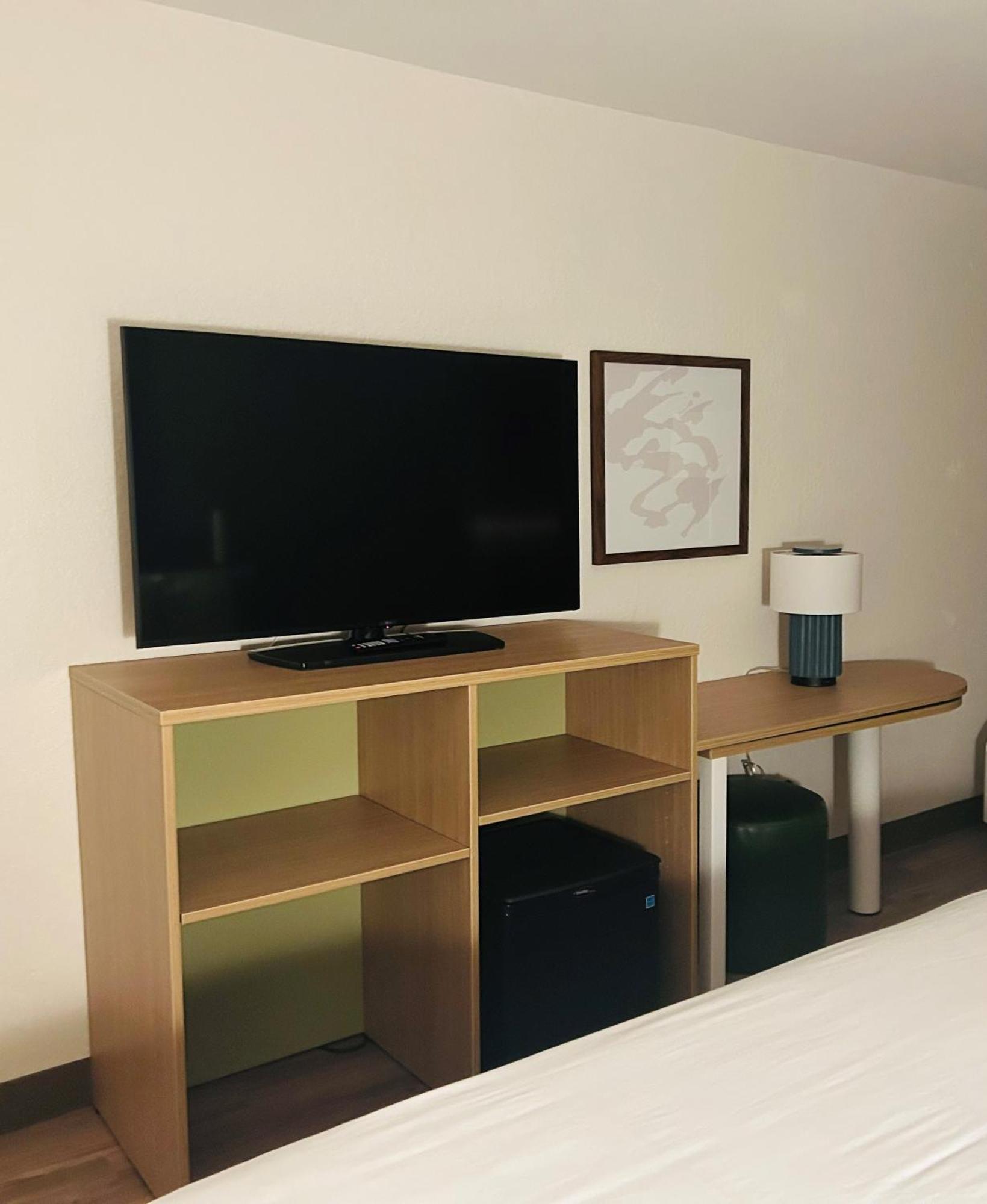 Spark By Hilton Tampa Brandon Экстерьер фото