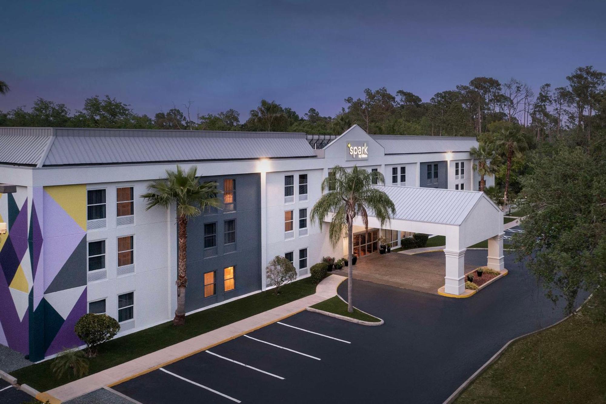 Spark By Hilton Tampa Brandon Экстерьер фото